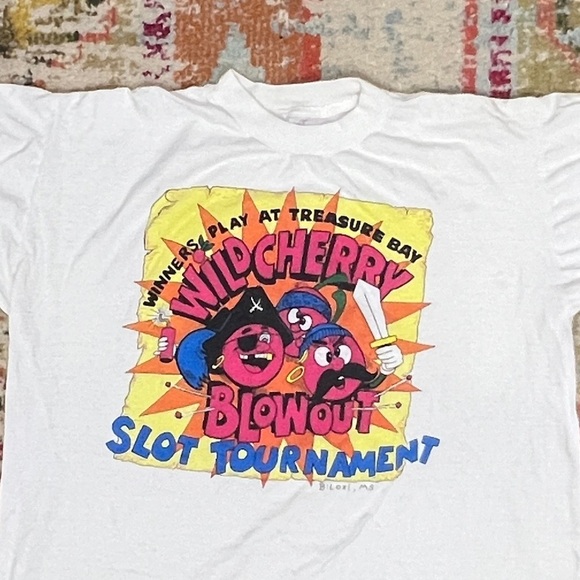 Vintage 90s Wild Cherry Blowout Slot Tournament Casino 1990s t-shirt - Picture 3 of 4